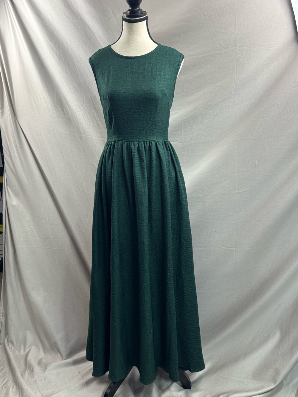Gathered-Waist A-Line Maxi Dress With Pockets Green - Picture 8 of 9